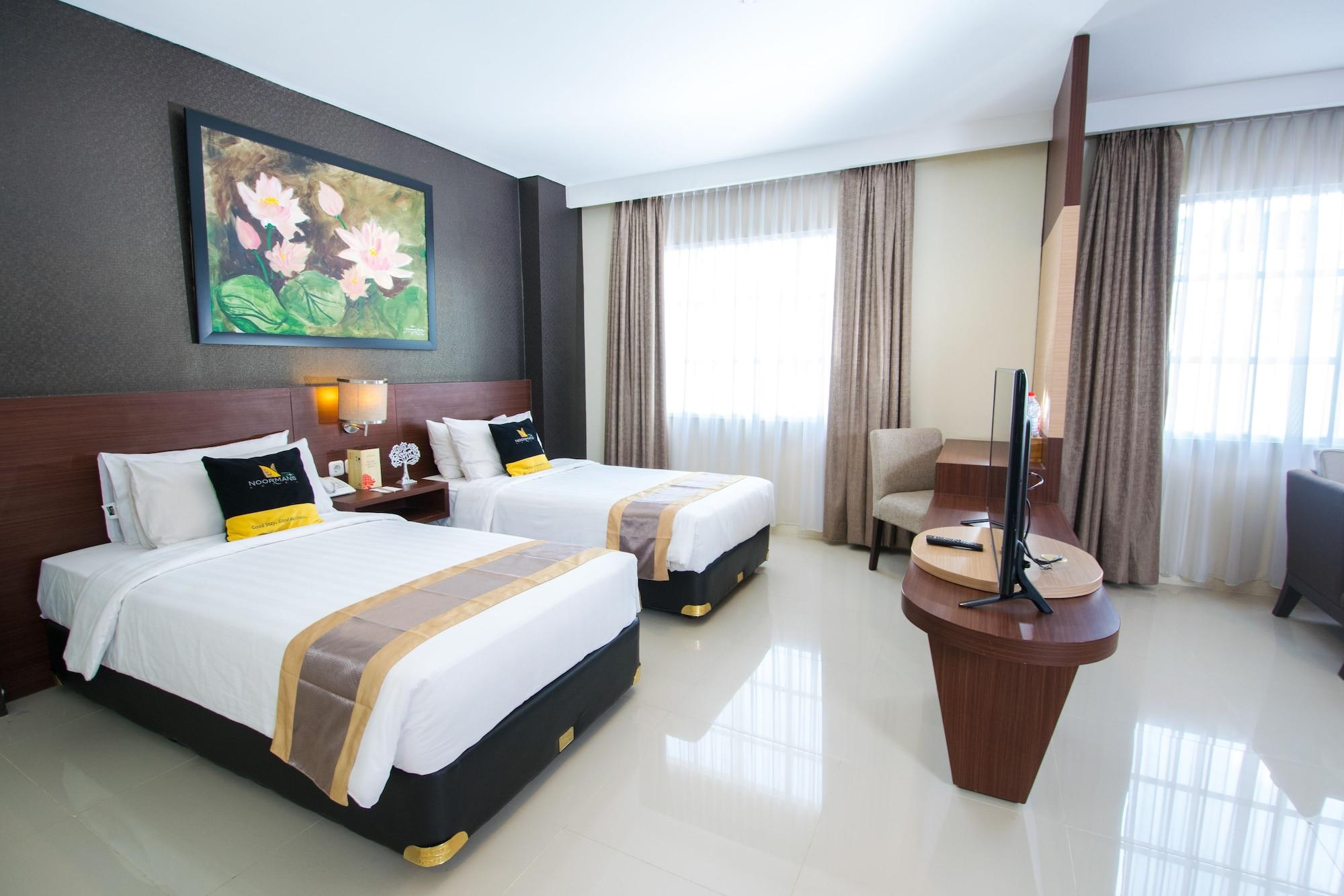 Noormans Hotel Semarang Luaran gambar